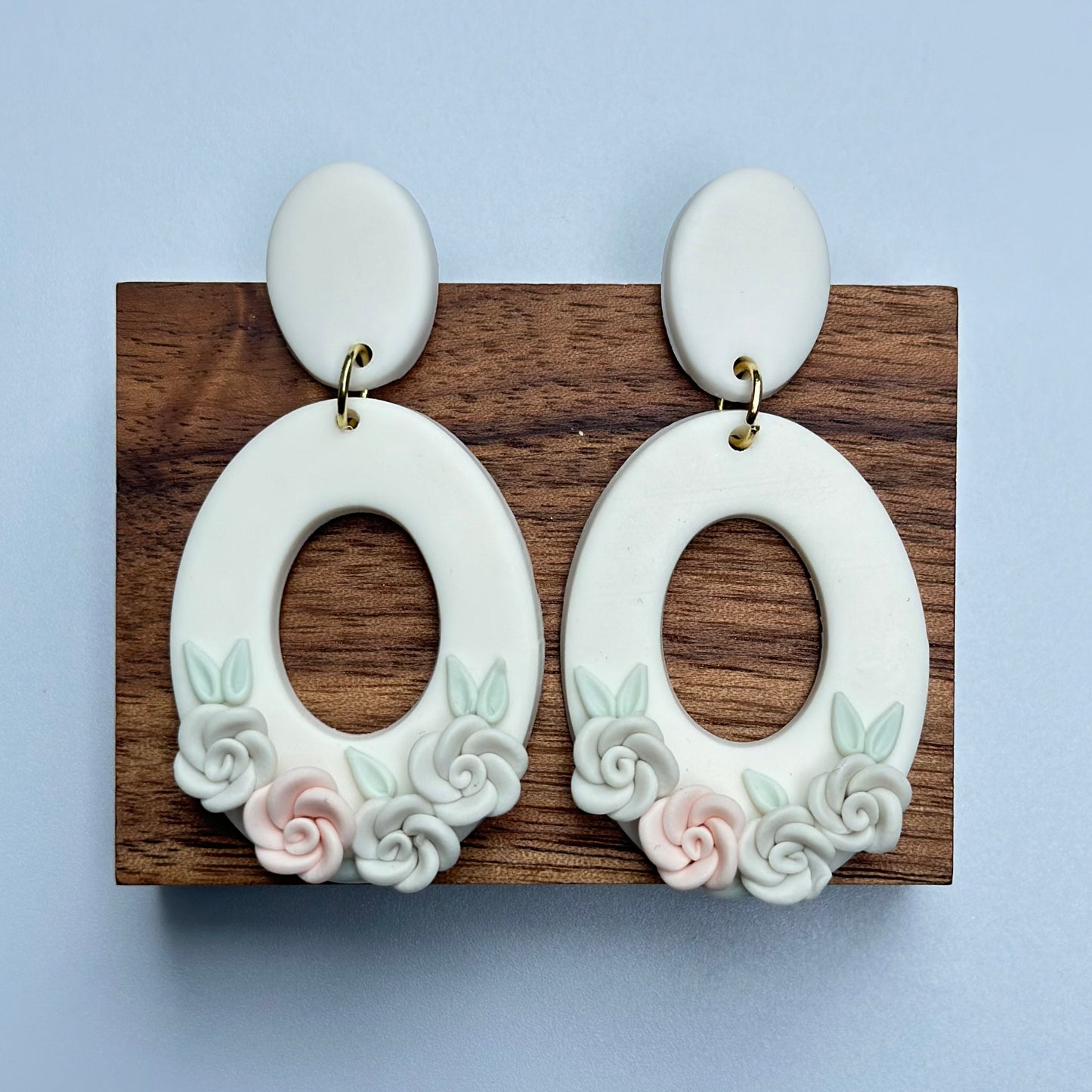 Floral Dangle Earrings - 01